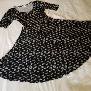 LuLaRoe Nicole Dress size Large. NWT